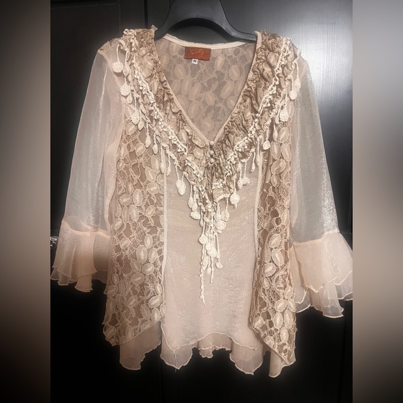 Scully Tops - Elegant Cream Lace Women Top
